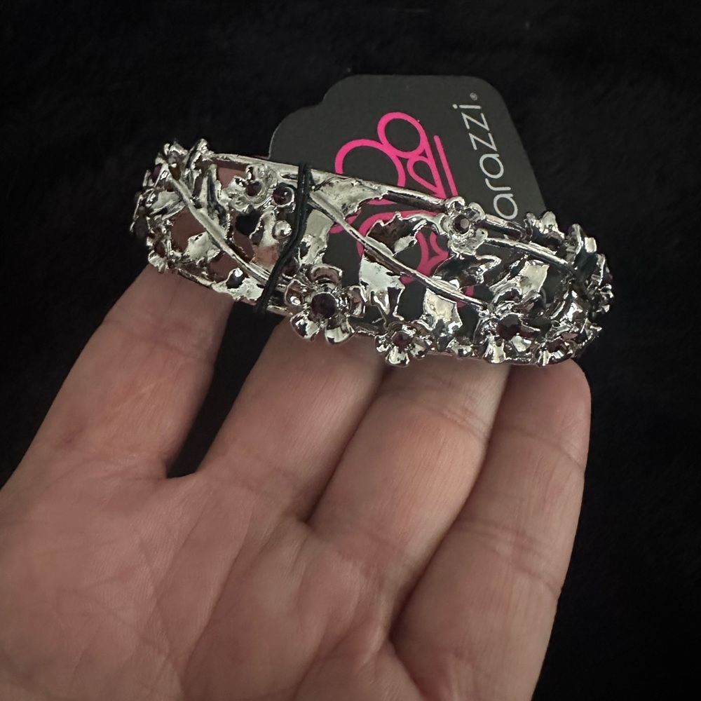 Paparazzi Silver Floral Bracelet